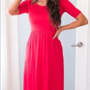 NEW Beautiful Midi Red Dress